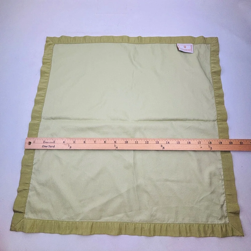 Waterford Tablecloth & 12 Napkin Set Sage Green Cloth 2003 Two Tone W-C Designs
